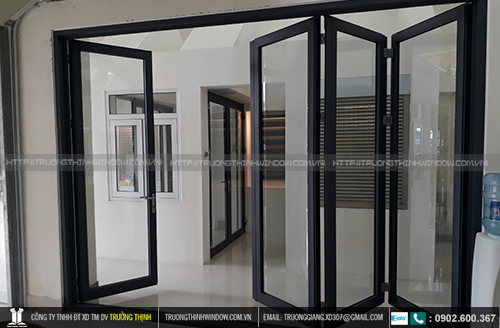 CỬA NHÔM KÍNH 4 CÁNH, 3 CÁNH THIẾT KẾT DẠNG XẾP TRƯỢT, MỞ HẤT