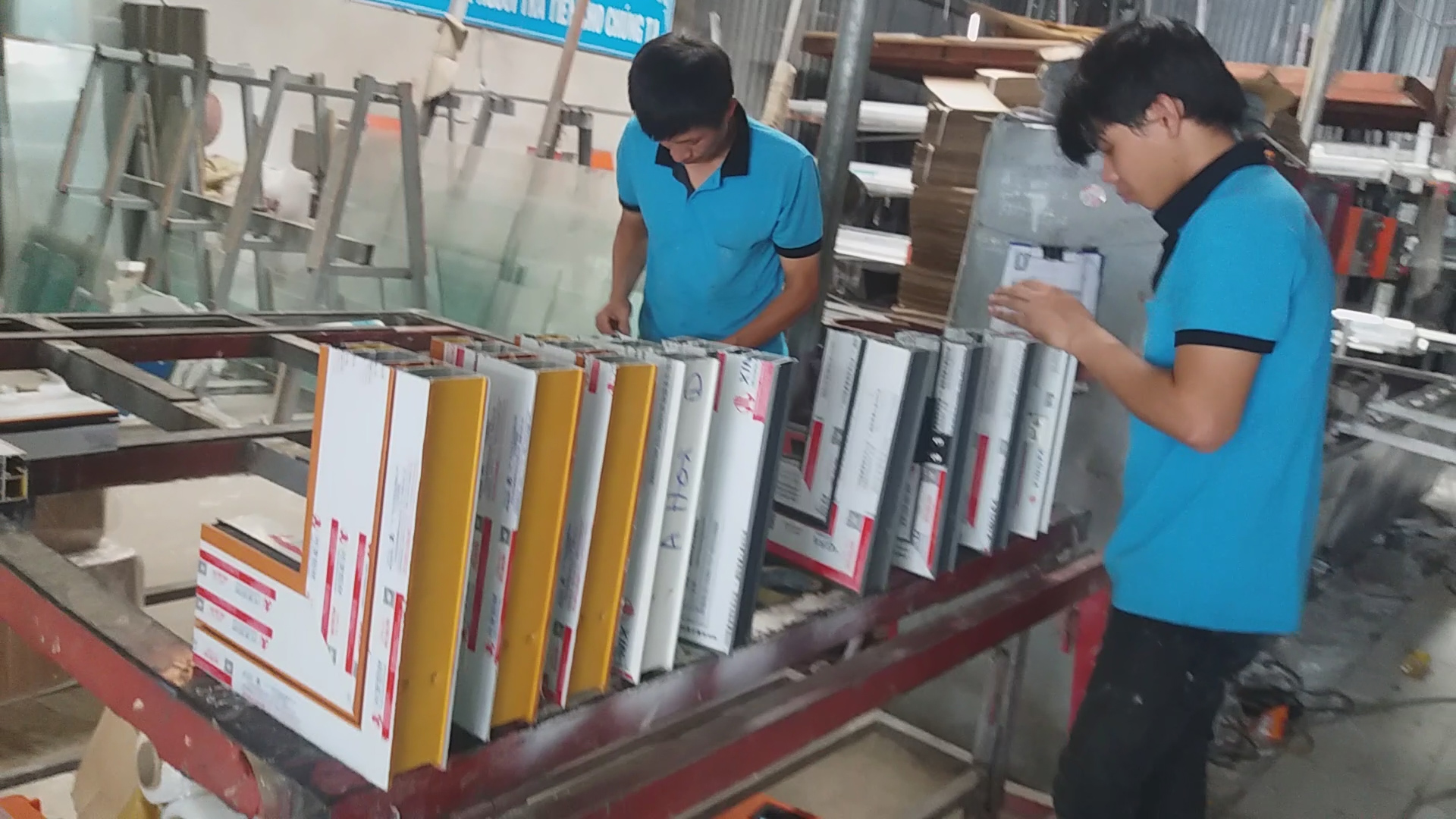 GIÁ BÁN CỬA NHÔM XINGFA 3 CÁNH MỚI NHẤT NĂM 2019