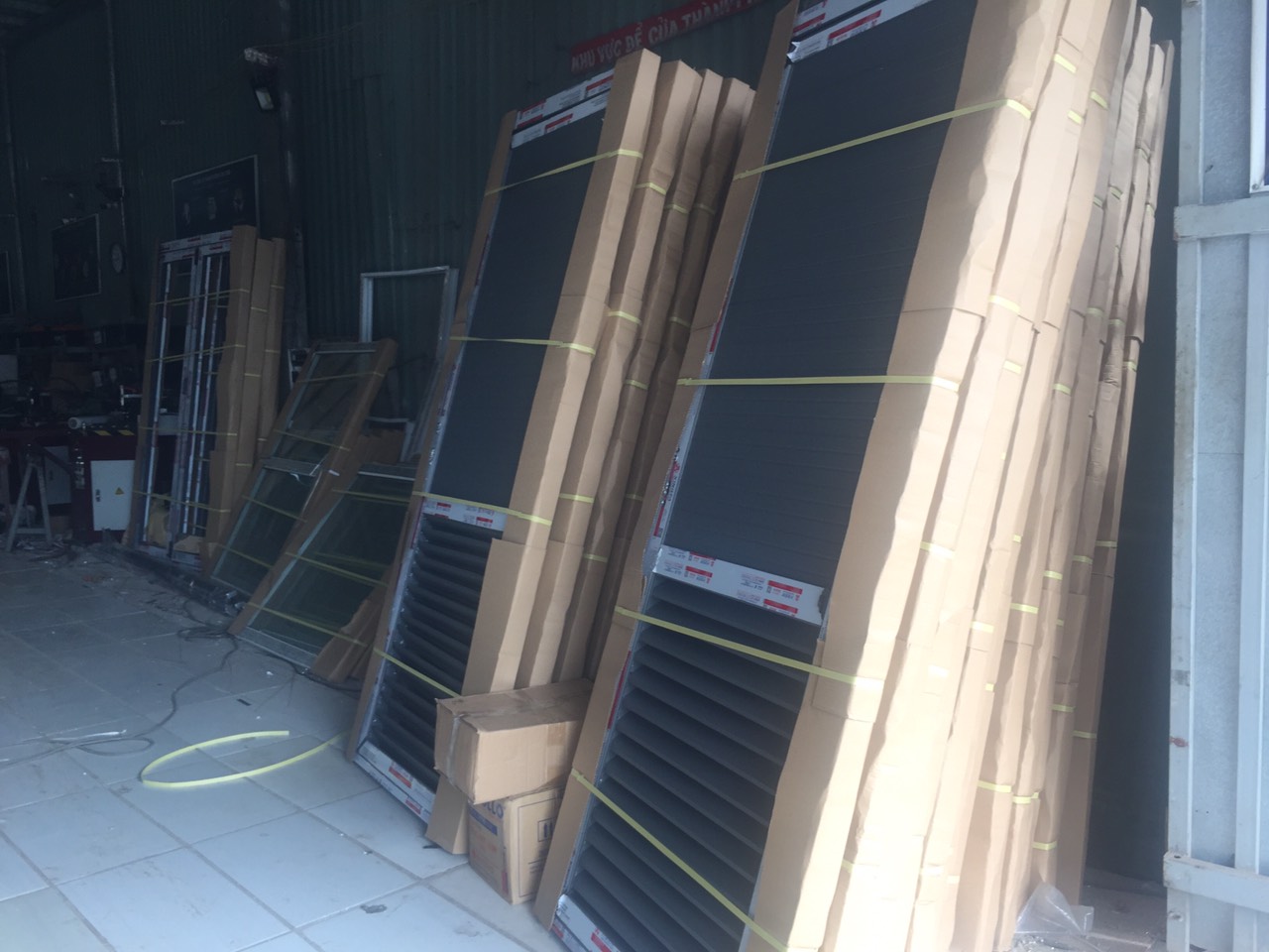 BẢNG BÁO GIÁ CỬA NHÔM KÍNH VIỆT PHÁP - AUSTDOOR – XINGFA